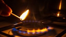 Govt approves increase in gas prices by 193pc, meter charges from Rs10 to Rs400