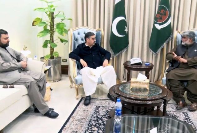 Caretaker PM Anwaar Kakar, Balochistan CM discuss law and order situation