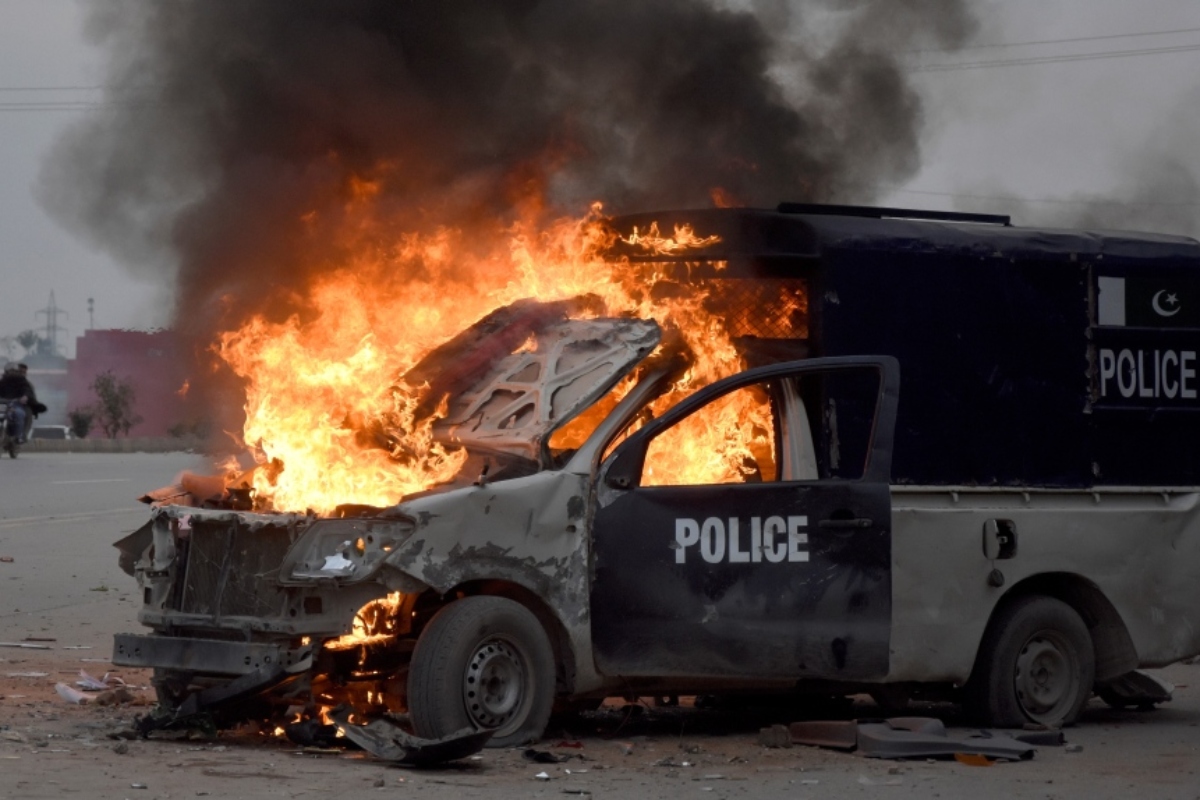 Buner police mobile attack