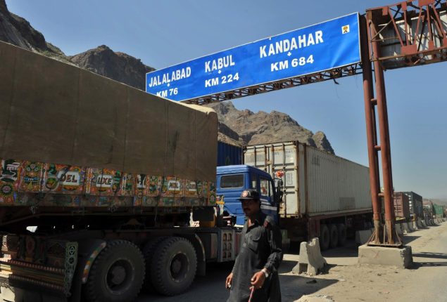 Govt bans 212 items of Afghan transit trade