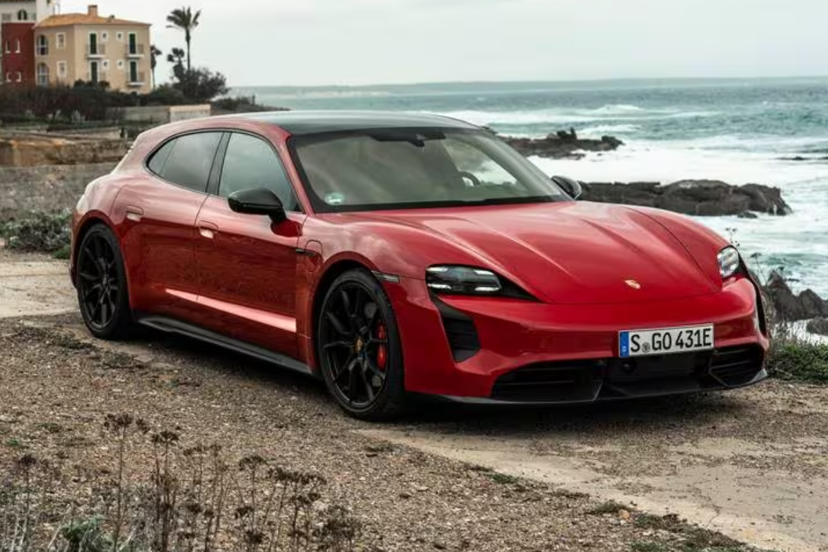Porsche Taycan 2023 price in UAE