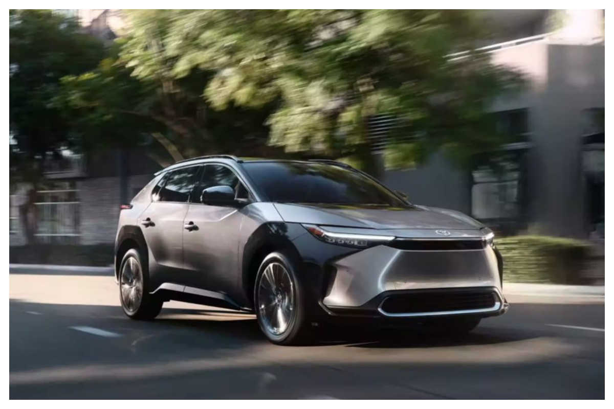 Toyota will build three new electric cars for Subaru
