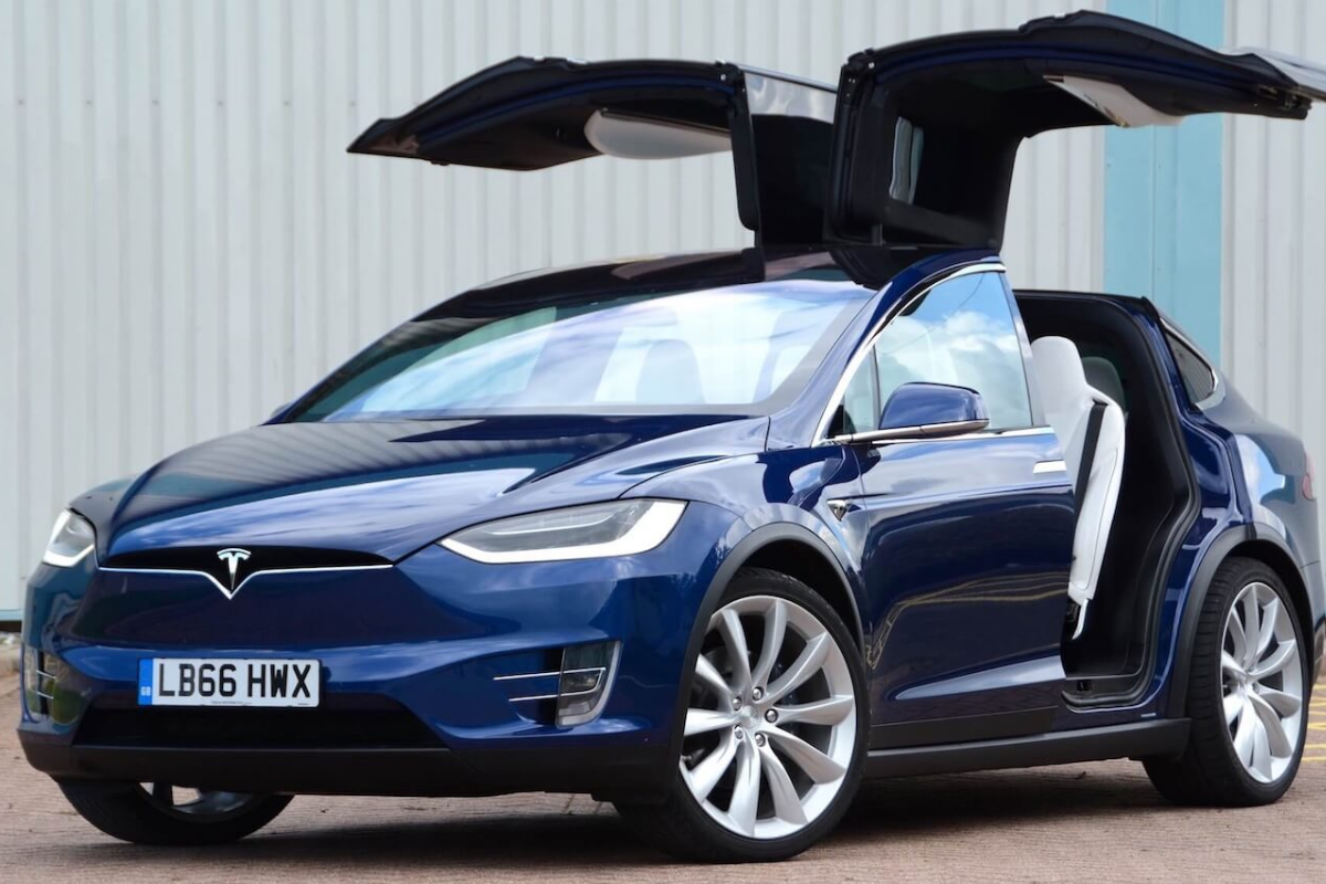 Tesla Model X 2023 price in UK