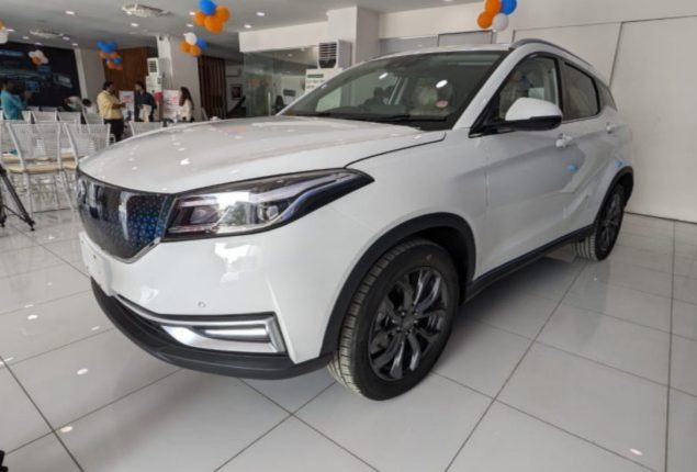 Regal Automobile Unveils Pakistan’s First Electric Vehicle Seres 3