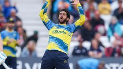 Warwickshire Cricket Team Welcomes Back Hassan Ali for 2024 County Season