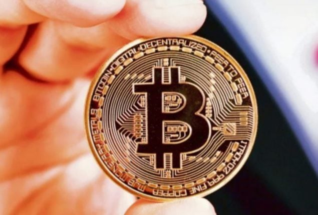 Bitcoin Price Prediction: CEOs Navigate Trends, Unveil Insights