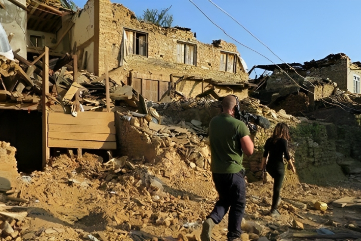 Nepal earthquake survivors