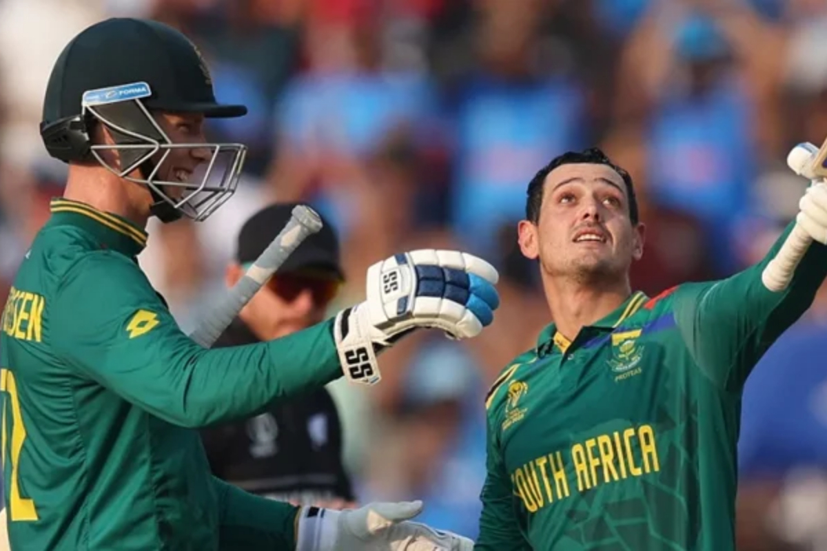 South Africa's six-hitting rampage continues, break England's record