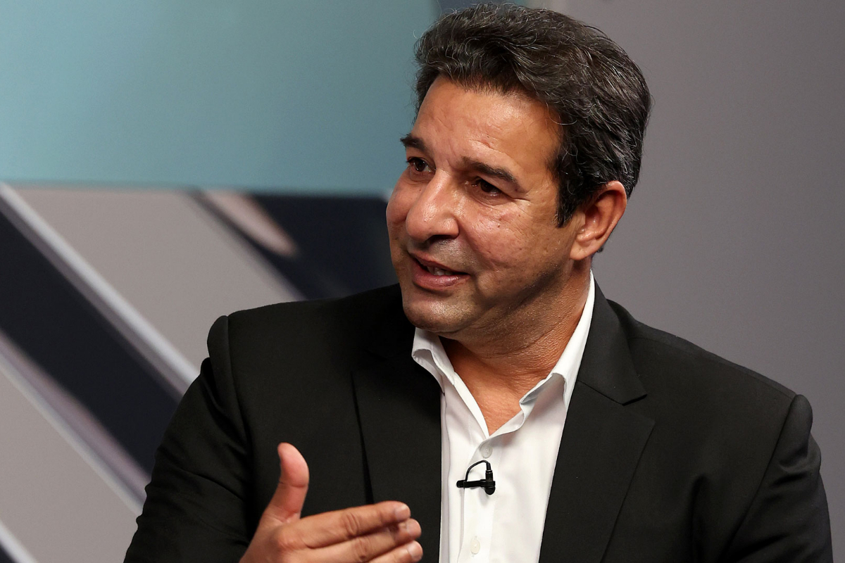 Wasim Akram rebuts Hasan Raza's claims of special balls for Indian bowlers