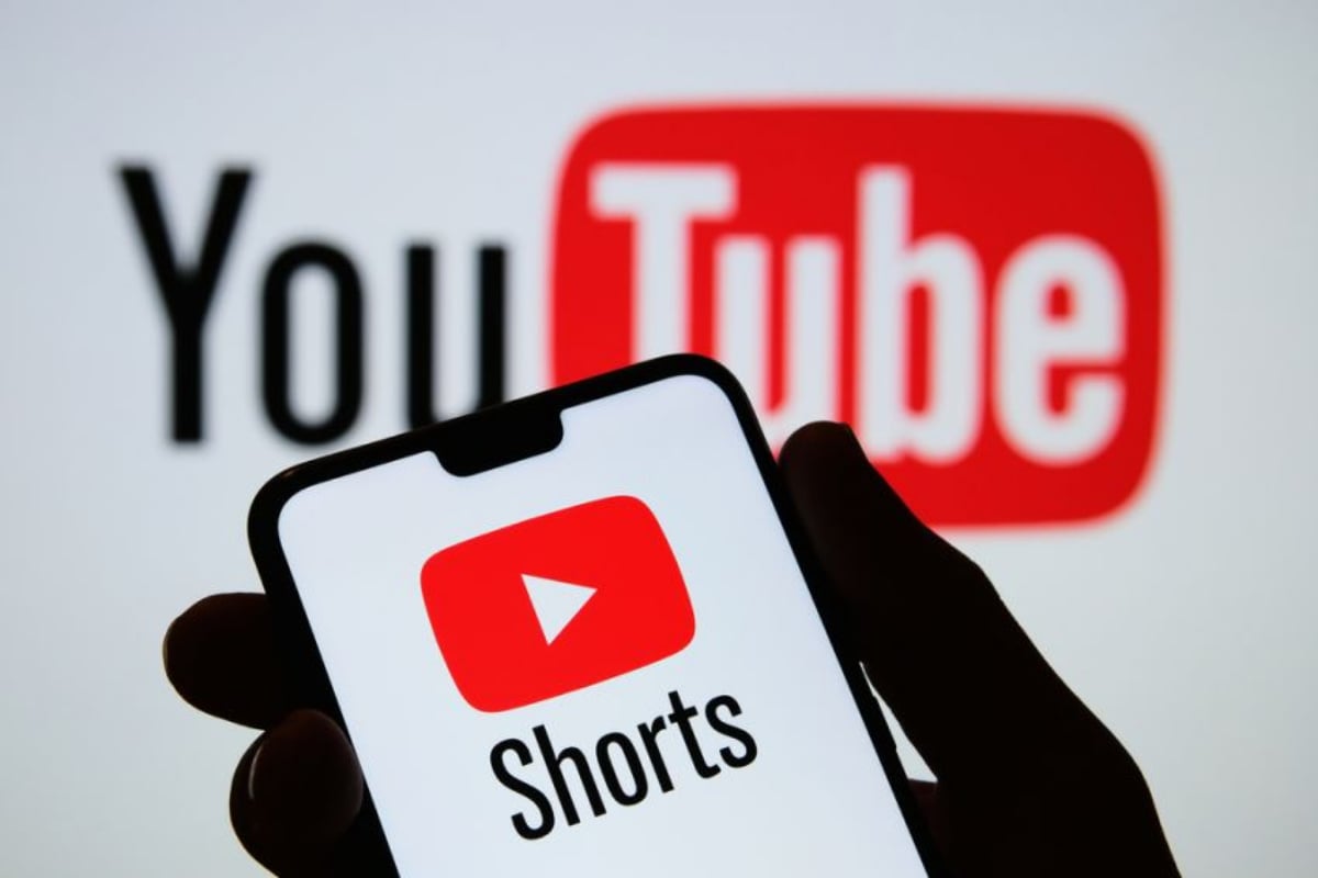 YouTube Introducing a New Button for Random Video Playback