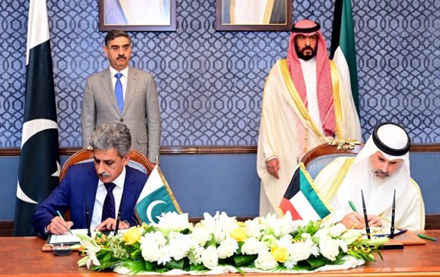 Pakistan, Kuwait sign seven agreements, three MoUs to drive multi-billion dollar investments