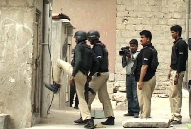 Door-to-door search against illegal immigrants begins in Karachi