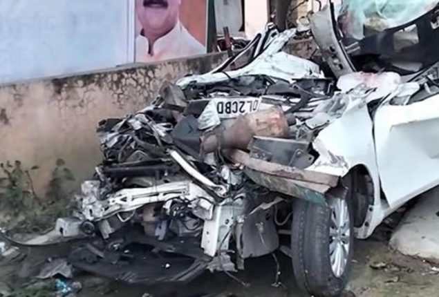Three killed, 13 injured in dumper-van collision in Shahdara
