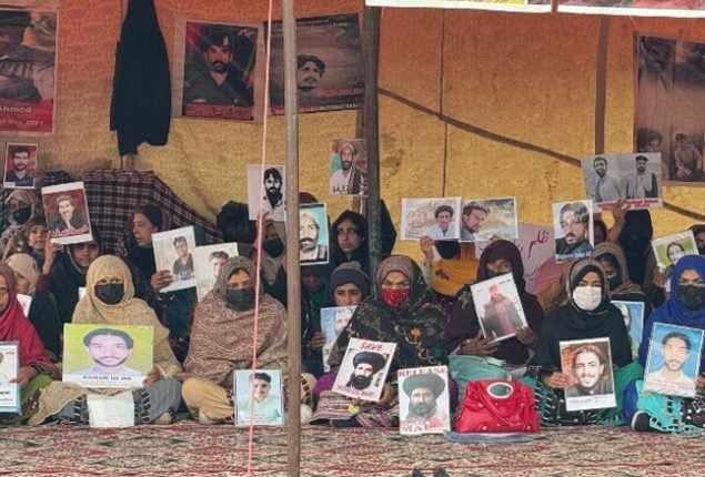 Talks between Govt’s committee and Baloch protesters continue