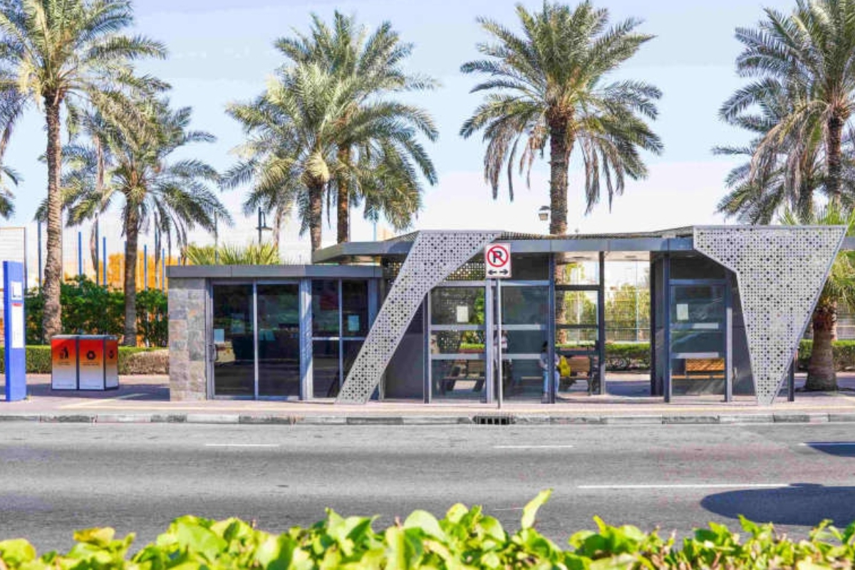 Dubai Plans to Build Over 750 Bus Shelters Across the City