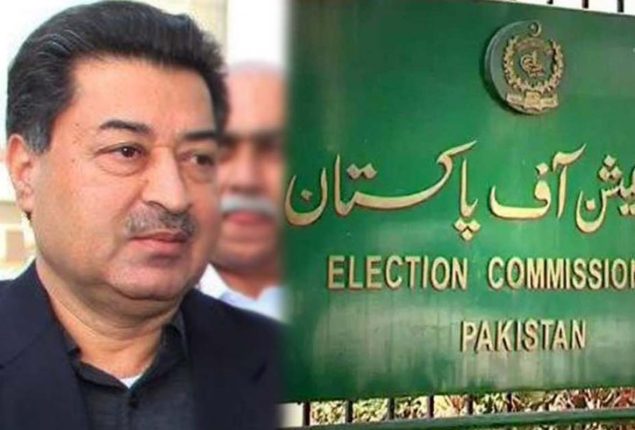 Election Commission members back CEC with confidence
