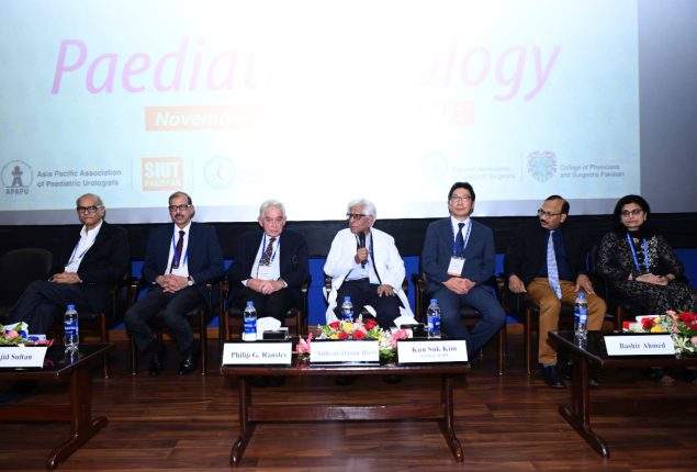 Paediatric experts lauds SIUT’s initiatives for child healthcare  