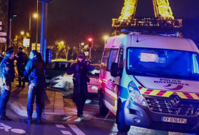 Knife and hammer attack in Paris leaves one dead, two injured