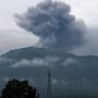 Indonesia volcano toll rises to 11 as search halted by renewed eruption