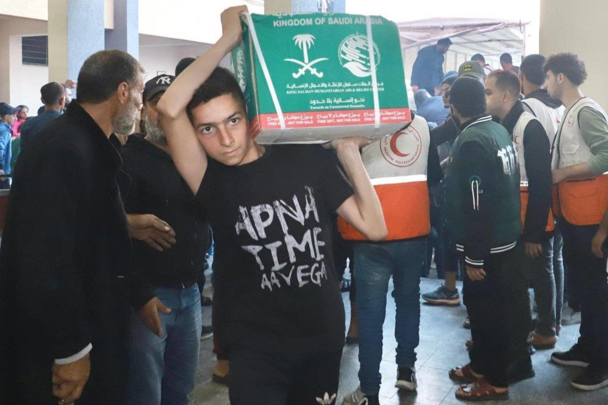 Gaza's Oasis: Saudi Aid Continues to Quench Thirst for Hope