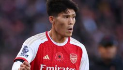 Arsenal full-back Takehiro Tomiyasu suffers calf injury, out for "a while"