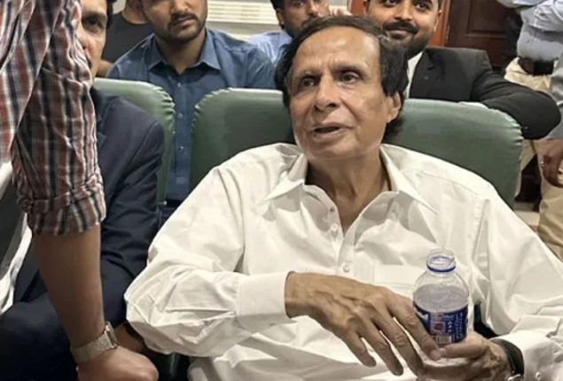 Pervaiz Elahi moves to hospital from Jail after chest pain