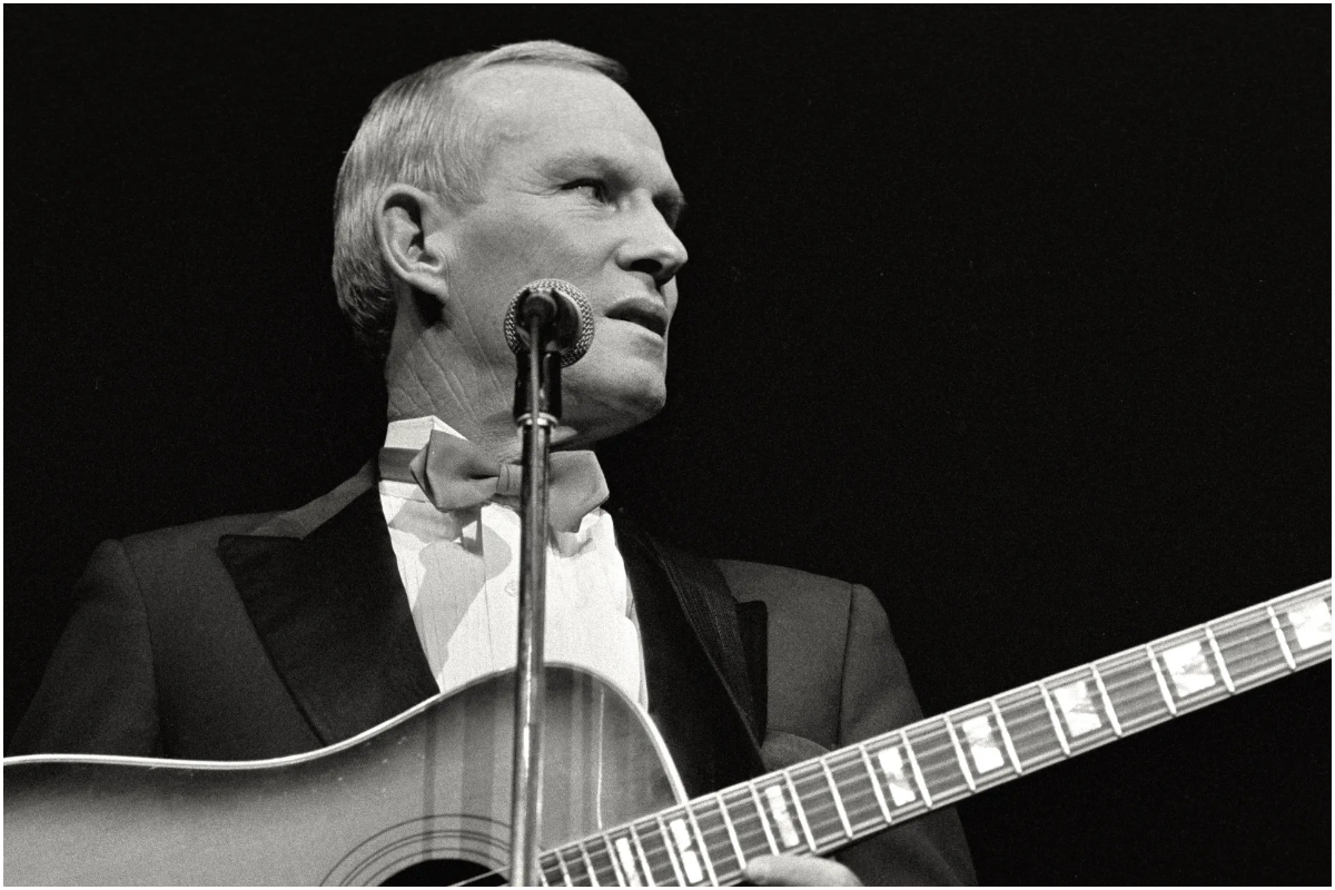Tom Smothers