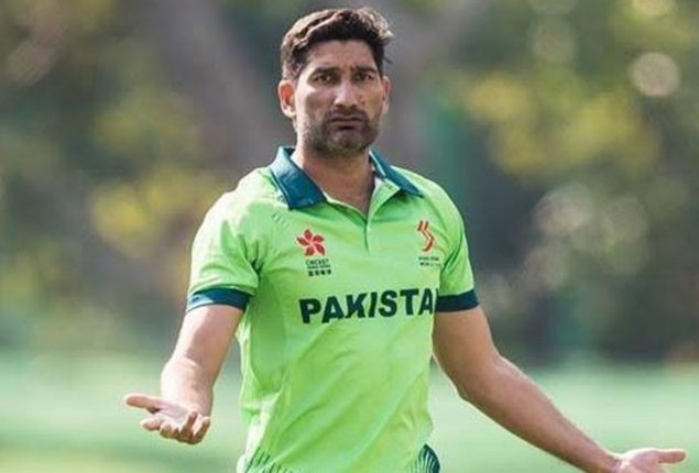Playing selector? Tanvir juggles bat and board in US league