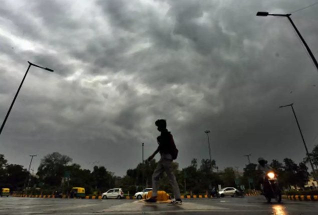Lahore, Faisalabad weather update today