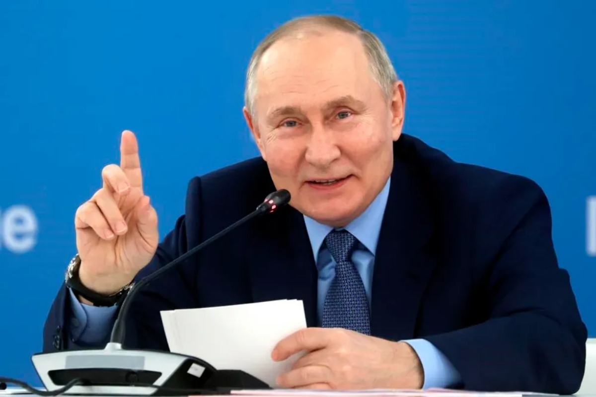 Putin Announces Bid for Fifth Term as Russian President