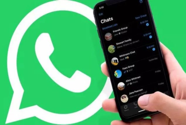 What's the latest WhatsApp interface update?