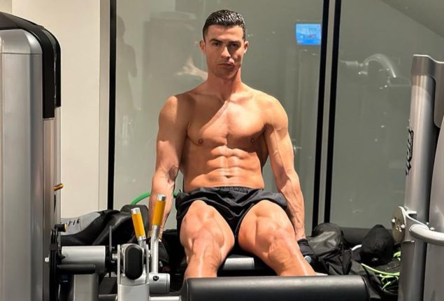 Ronaldo’s Ripped Bod Breaks the Internet in New Social Media Update