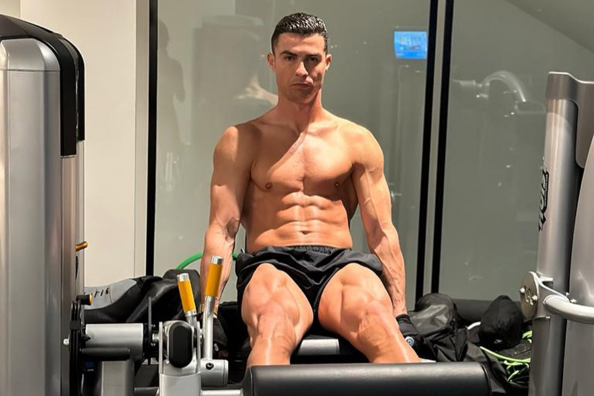 Ronaldo's Ripped Bod Breaks the Internet in New Social Media Update