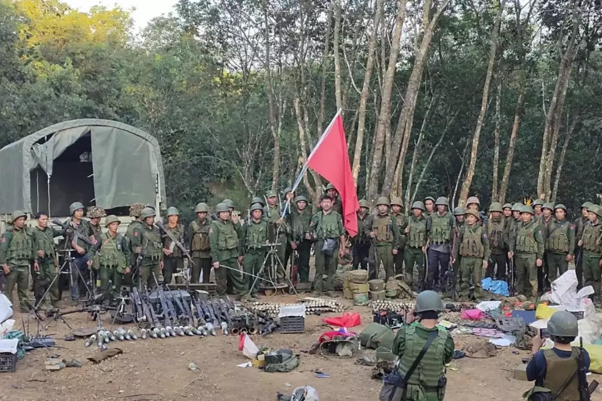 Myanmar fighters capture town to operate military control