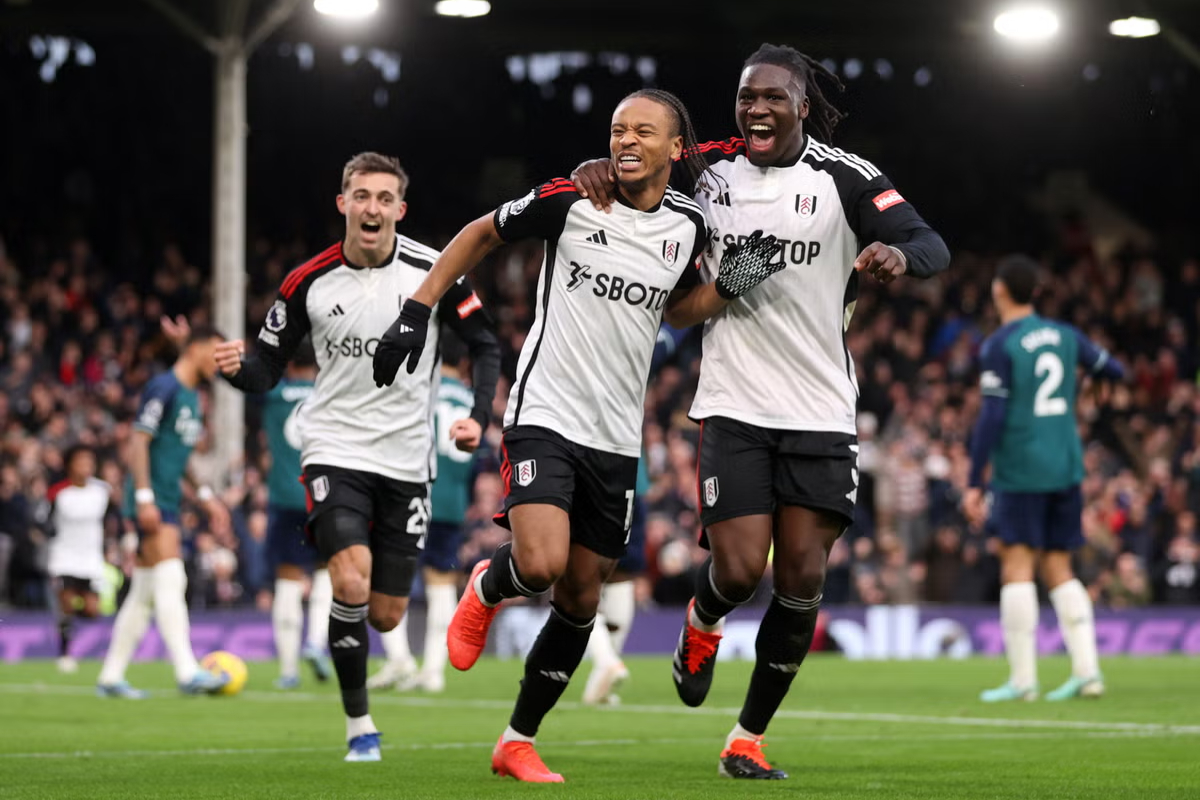 Fulham Shocks Arsenal: Premier League Standings Reshuffled