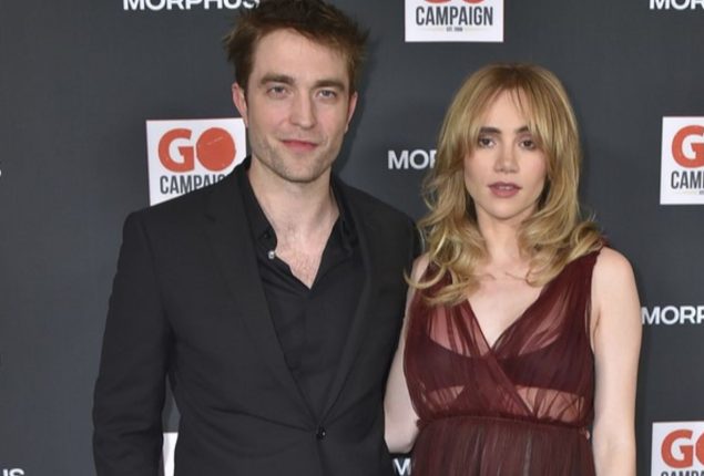 Robert Pattinson and Suki Waterhouse are engaged? As Suki flaunts a dazzling diamond ring