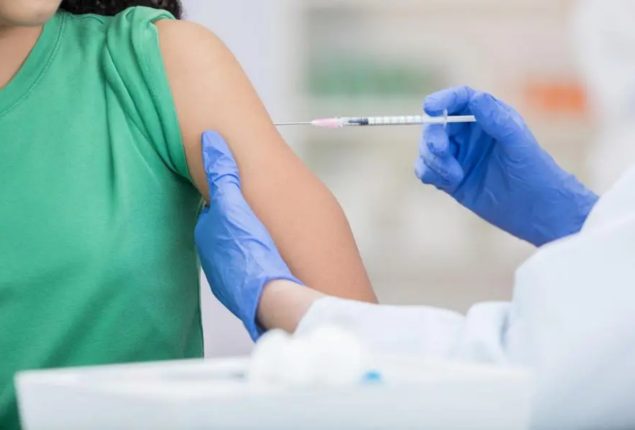 UAE Expert claims that Covid-19, flu, RSV vaccines safeguard against ‘tripledemic’