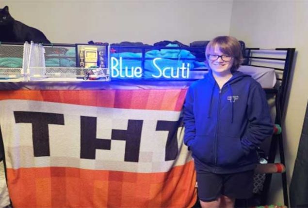 Tetris Maestro: 13-Year-Old Wiz Conquers Game, Receives Surprise Call from Creator