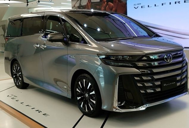 Toyota Vellfire new price in Pakistan & specifications 2024