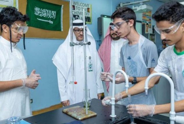 Saudi students smash Science Olympiads, winning 610 trophies in 2023