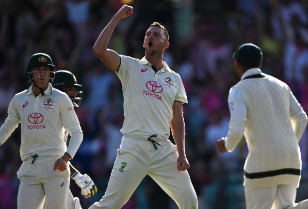 Hazlewood wrecks Pakistan’s batting order as Australia eyes series whitewash