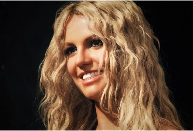 Who is Derrick Barry? A Brief Look At Her Life!
