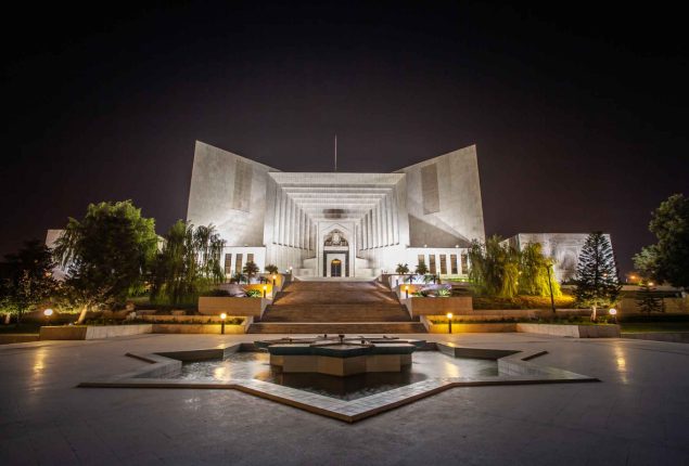 SC to hear PTI’s plea for bat as election symbol on Jan 10