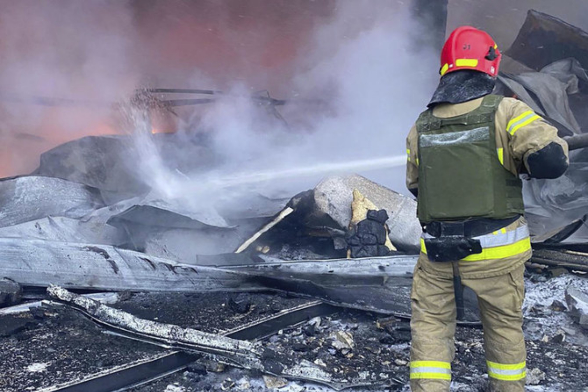 Ukraine war: death toll rises to four amid Russia evacuates hundreds from major city