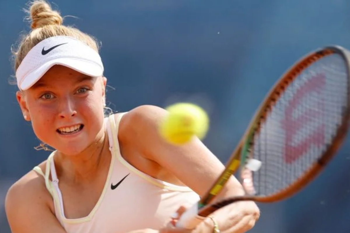 Young gun Fruhvirtova guns down Bogdan, makes Slam history