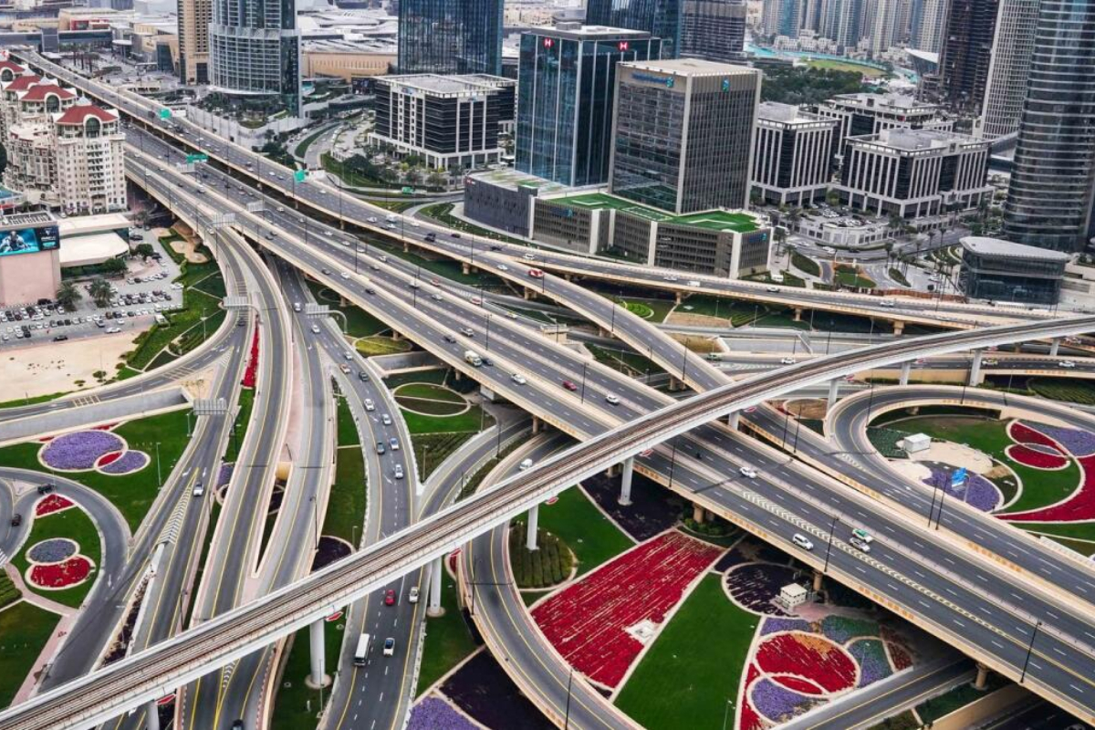 Dubai neighborhood enhanced roads to reduces traffic by 50%