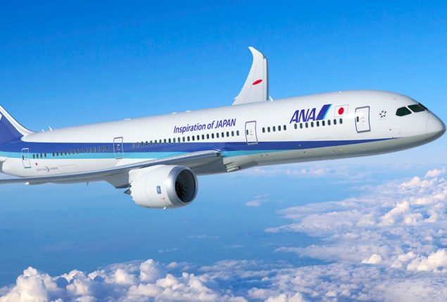 Cockpit Crack Forces Japan Flight to Turn Back