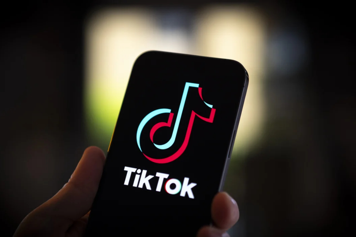 TikTok restores service after 14-hour ban in US