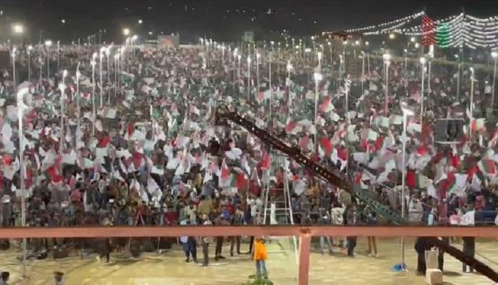 Khalid Maqbool assures voters of fulfilling all promises