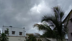 Karachi Weather Alert: Residents Enjoy Refreshing West Winds